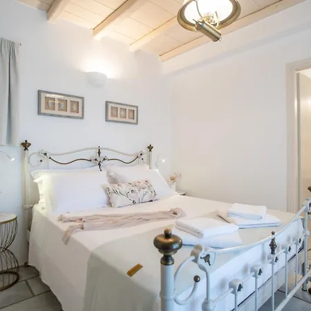 Anemoessa Cycladic House Angairia