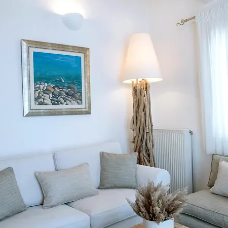 Holiday home Anemoessa Cycladic House