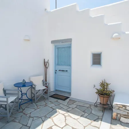 Holiday home Anemoessa Cycladic House Angairia