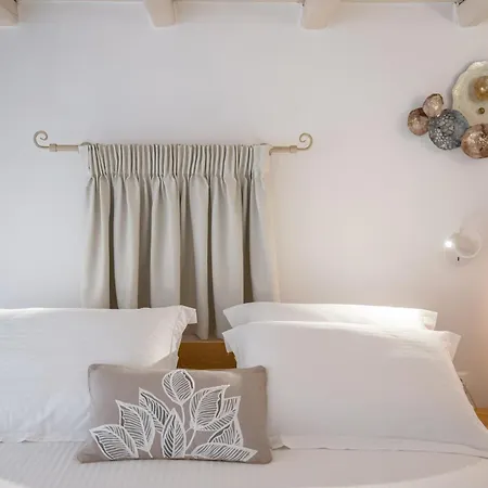 Anemoessa Cycladic House