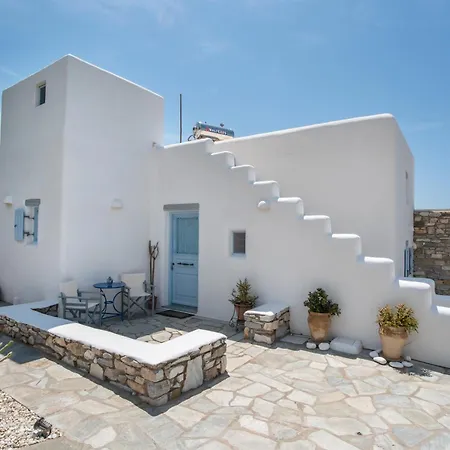 Anemoessa Cycladic House بيت للعطل Angairiá