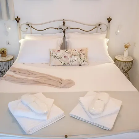 Anemoessa Cycladic House *