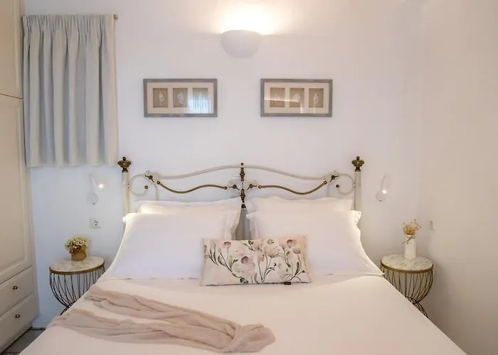 Semesterbostad Anemoessa Cycladic House